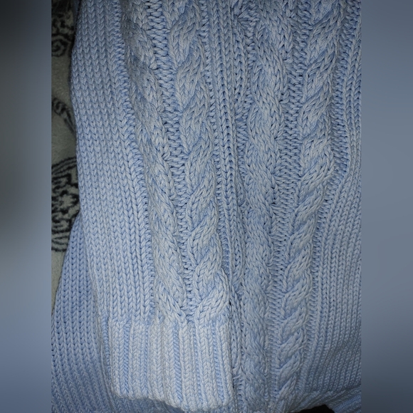 Tommy Bahama Sea Glass Cable Knit Sweater Sz.L powder blue NWT - Picture 5 of 9